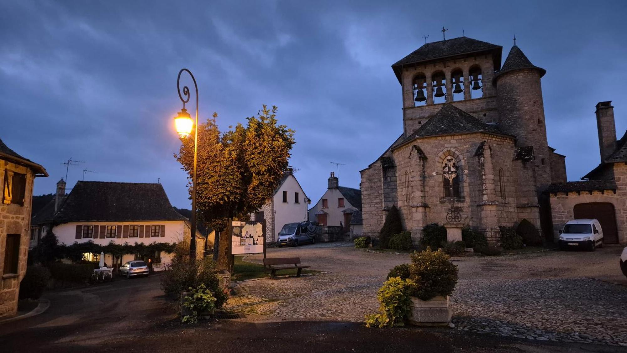Maison La Vie De L'Aubrac - Gite Lo Bel Peis Saint-Symphorien-de-Thenieres Extérieur photo