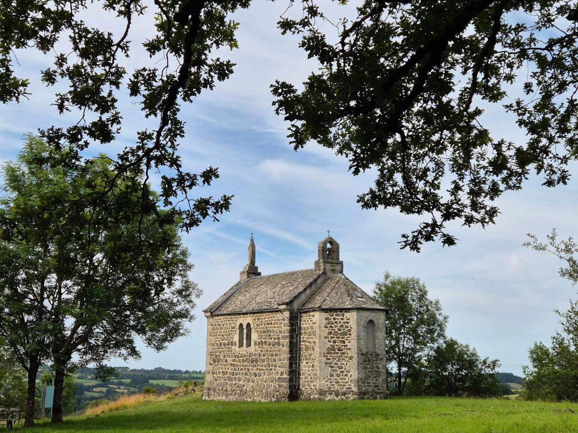 Maison La Vie De L'Aubrac - Gite Lo Bel Peis Saint-Symphorien-de-Thenieres Extérieur photo